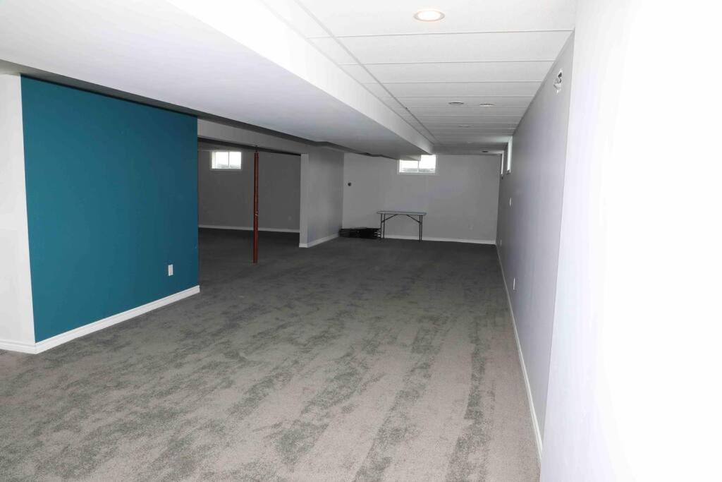 Bowmanville Event Place Exterior photo